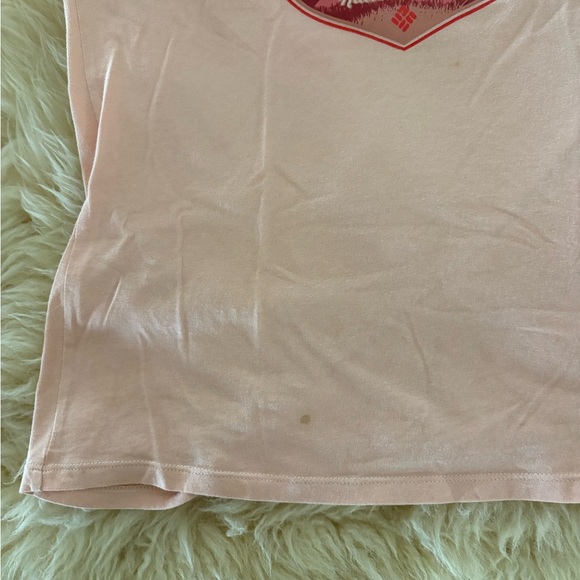 Columbia ‘Yellowstone National Park’ Graphic Light Pink Crew Tee Top - Picture 4 of 6